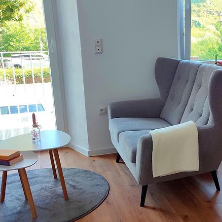 Winzerhaus Am Calmont - Moselidyll Im Winzerhaus Apartment เบรมม์ ภายนอก รูปภาพ
