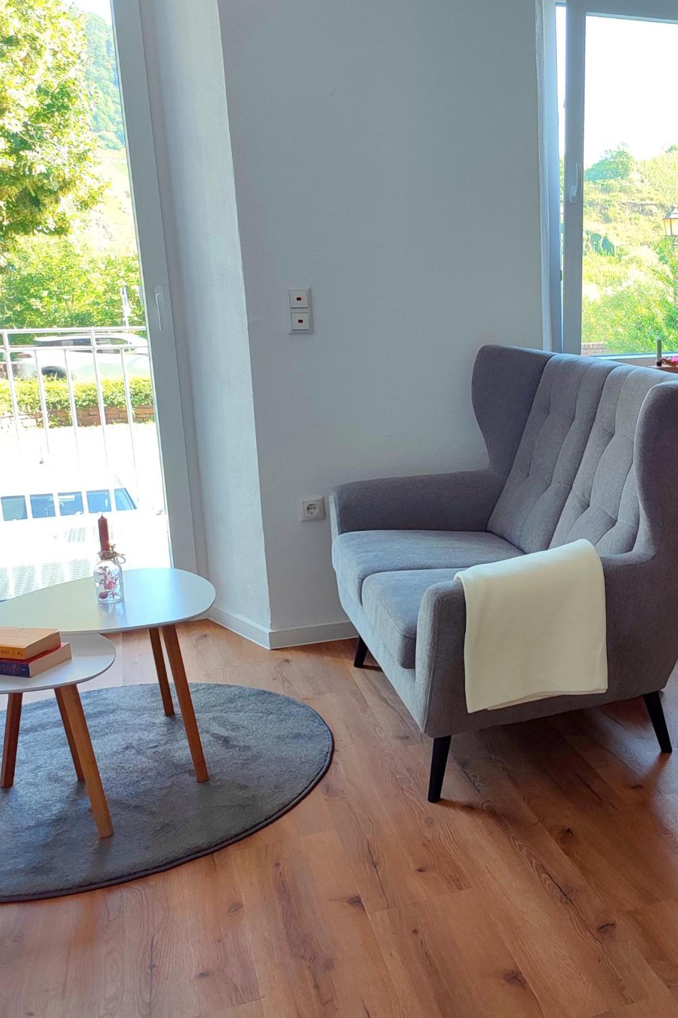 Winzerhaus Am Calmont - Moselidyll Im Winzerhaus Apartment เบรมม์ ภายนอก รูปภาพ